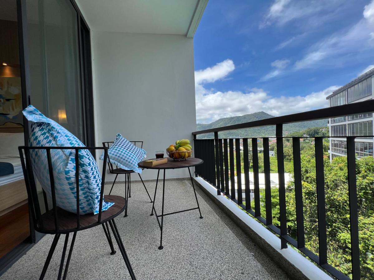 Icon Park Phuket Condo Exteriör bild