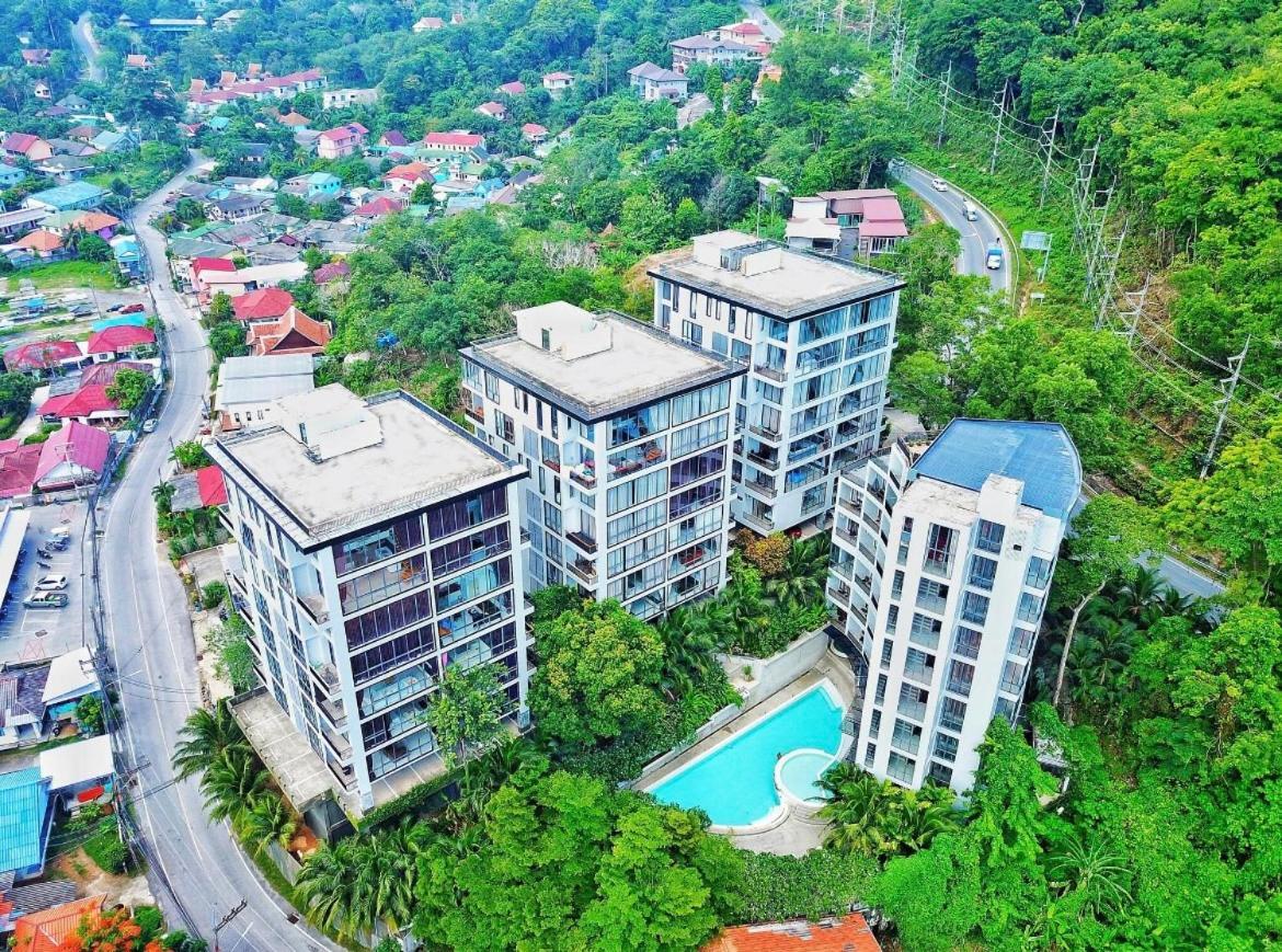 Icon Park Phuket Condo Exteriör bild